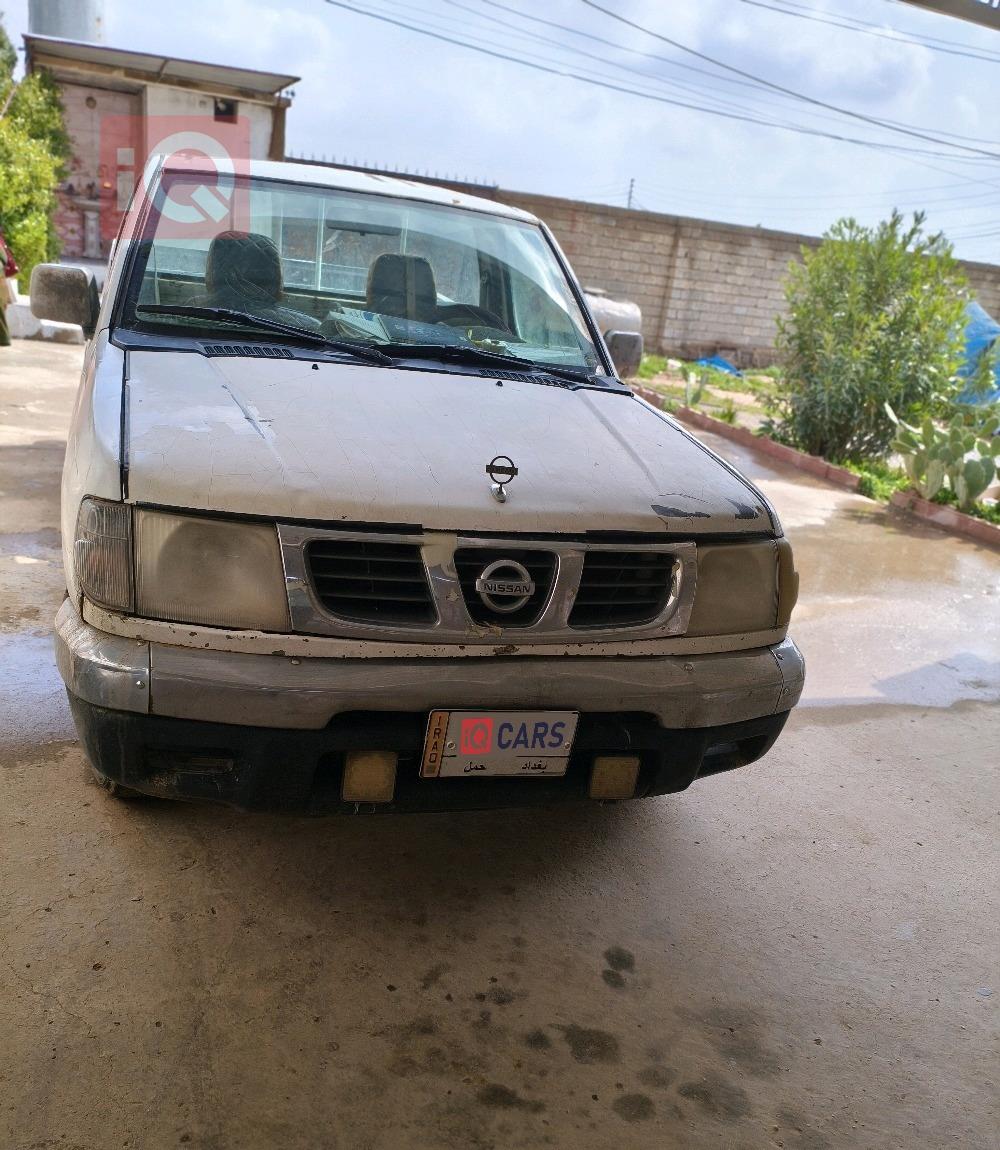 نيسان بيك اب